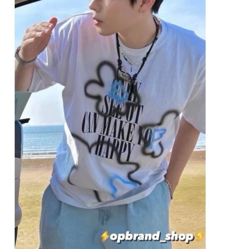 ⚡opbrand_shop⚡韓國噴墨花 寬鬆 短T 小花浮水印 英文 短袖 oversize 男生 女生 情侶-細節圖3