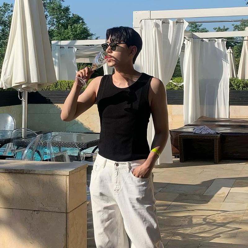 ⚡opbrand_shop⚡韓國 彈力螺紋背心 剪裁 雙線設計 合身 單穿 無袖 坦克 街頭 休閒穿搭 美式車線 重磅-細節圖8