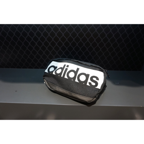 愛迪達 ADIDAS 3S PER WAISTBAG 黑白 方塊 黑色 LOGO 腰包 隨身 側背包 S99983