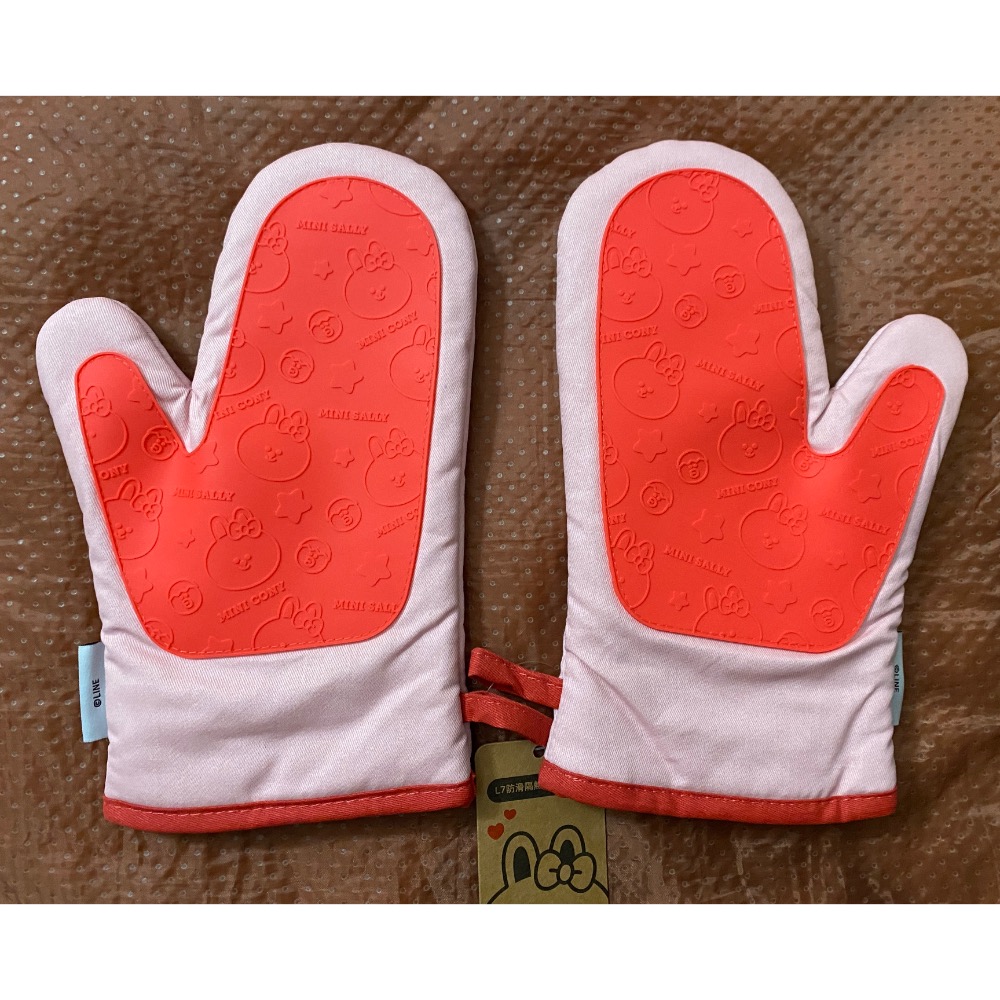 （優惠價）LINE FRIENDS 防滑隔熱手套 兔兔款-細節圖2