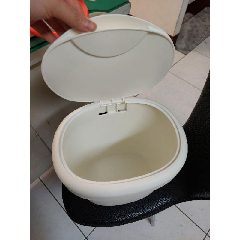 IKEA宜家家居 熱銷商品 ÖNSKLIG 單垃圾桶白色帶蓋-細節圖3