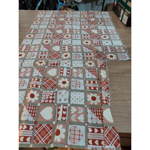 110×50cm 粉紅格子小花愛心零布碎布縫紉設計用品 零碼特價 - 薄棉布/純棉印花 布料 手作 拼布 花朵布-細節圖2