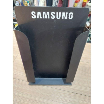 Samsung A4 黑烤漆鐵製桌上型目錄架A4架置放架DM展示架鐵製L型磁鐵式標牌