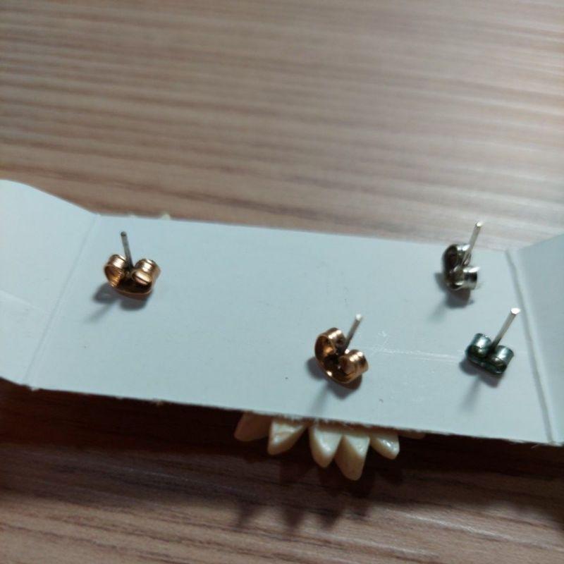 白色粉紅小雛菊小花耳針1／2.5cm-細節圖2