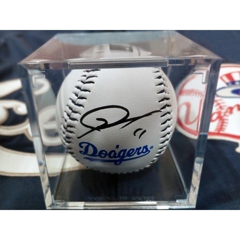 【小群收藏家】🔥佐佐木朗希-道奇隊簽名球(附收藏箱)-大谷翔平和山本由伸的隊友-細節圖3