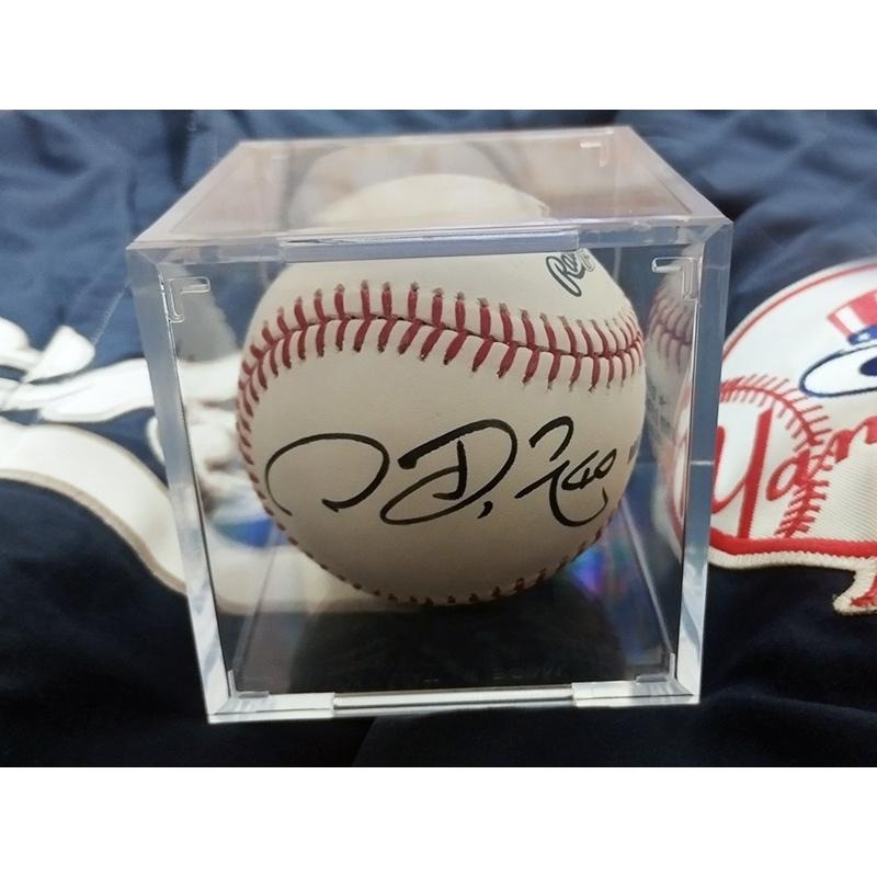 【小群收藏家】🔥王建民簽名球(附收藏箱)- MLB大聯盟洋基隊- 親簽字跡漂亮-細節圖2