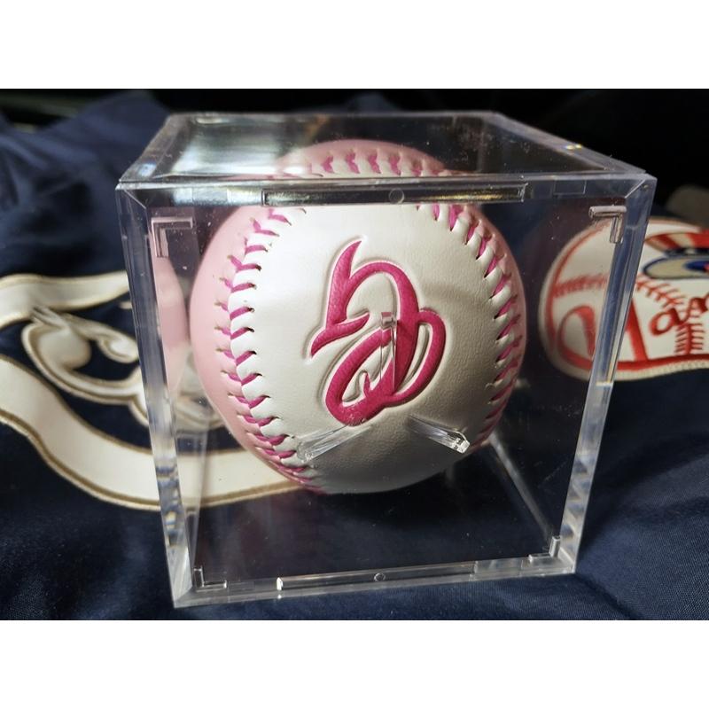 【小群收藏家】🔥李珠珢簽名球-已絕版機場親簽一分錢一分貨-細節圖3