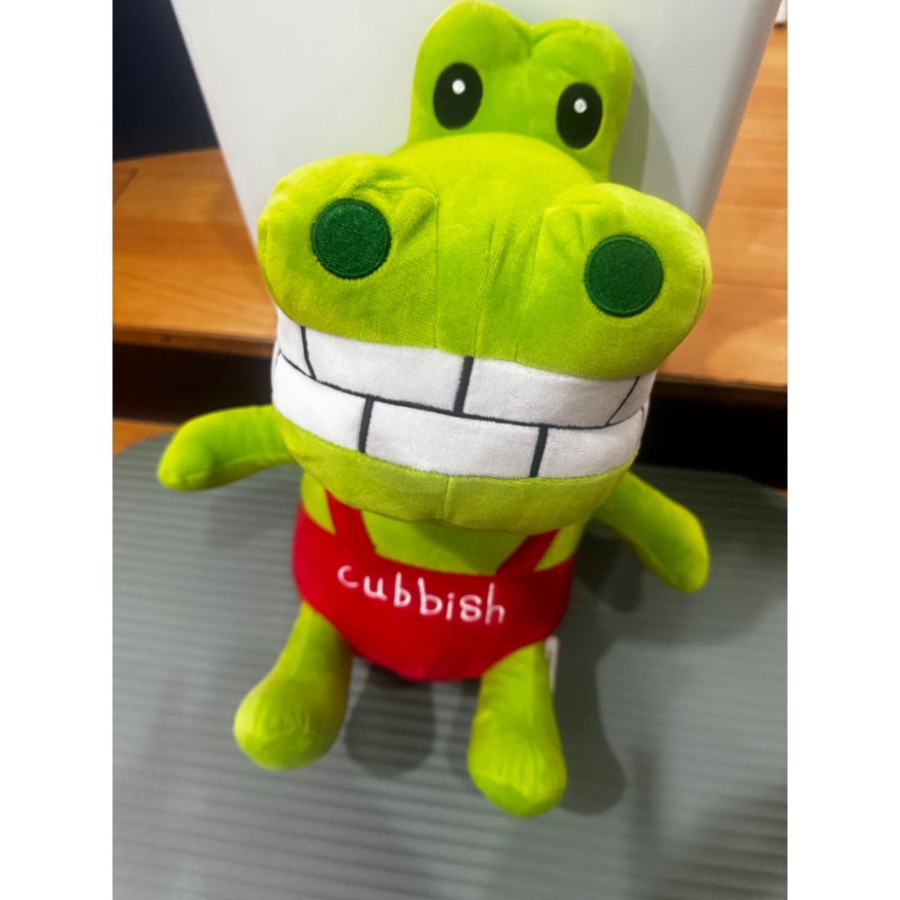 全新絨毛娃娃 吊帶褲傻笑鱷魚12英吋-細節圖2