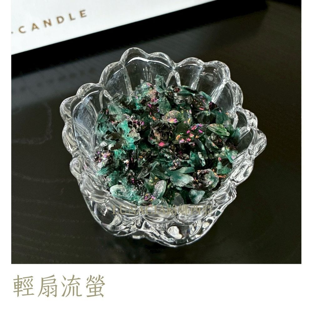 輕扇流螢 仿真雕花 樹脂材料 美甲 奶油膠 DIY 裝飾 綠色 螢火蟲 輕羅流螢 森林系 夜晚 偶像卡套 手作材料 陳列-細節圖2