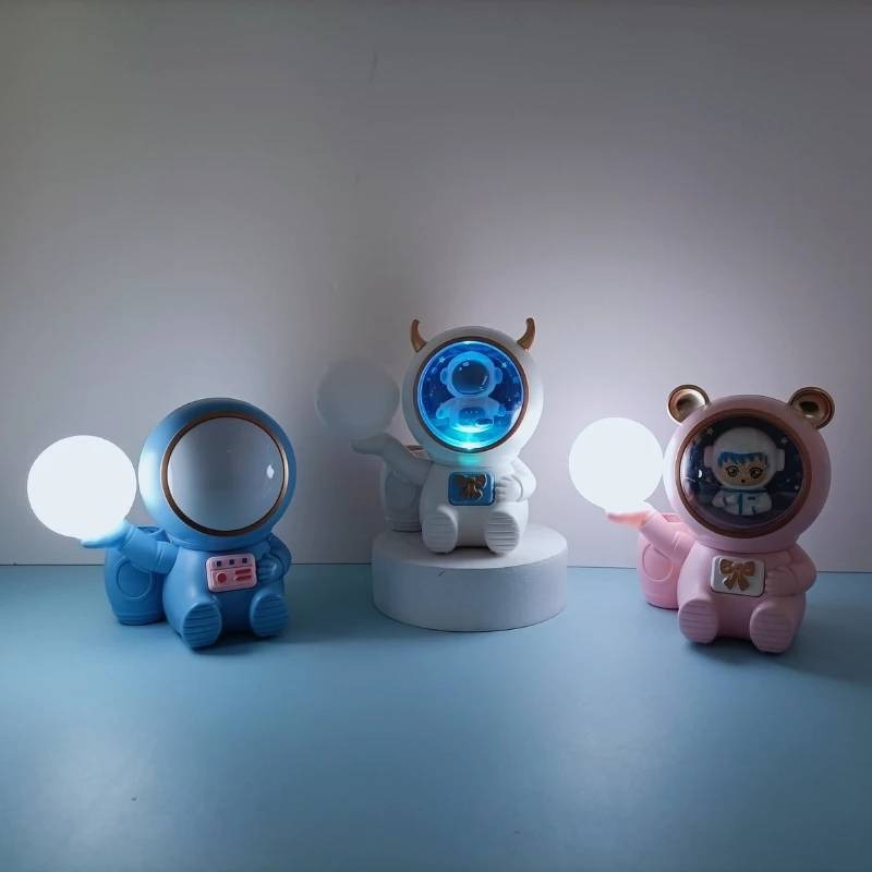 太空人削鉛筆機小夜燈 檯燈 /太空熊削鉛筆機小夜燈台燈 可愛造型/多色燈光/附帶筆筒小夜燈-細節圖8