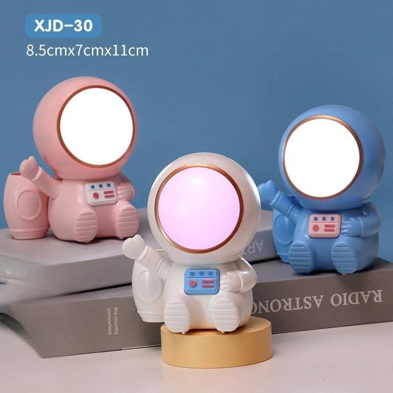 太空人削鉛筆機小夜燈 檯燈 /太空熊削鉛筆機小夜燈台燈 可愛造型/多色燈光/附帶筆筒小夜燈-細節圖9