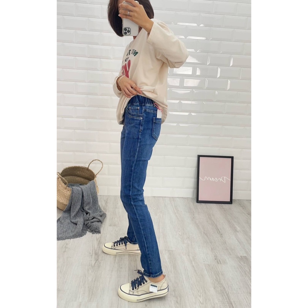 M Heart。中藍刷色彈力牛仔褲 合身版-細節圖3