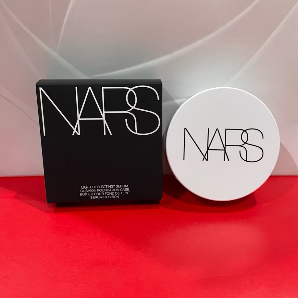NARS 裸光凝亮水精華氣墊 星漾幻境版 小光圈氣墊 蕊 粉底 氣墊粉盒 殼 MONT BLANC SEOUL 全新-規格圖6