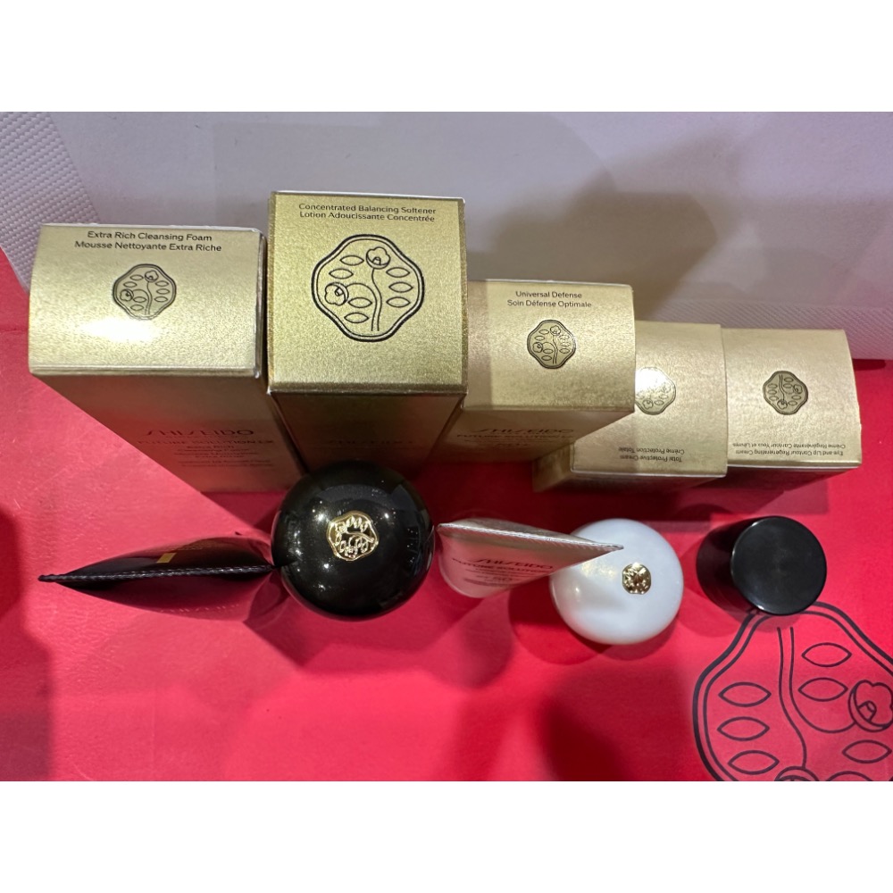 資生堂 時空琉璃LX極上御藏潔膚皂N 15ml 柔膚露25ml 防禦精華乳S 7ml 日霜 6ml 眼唇霜N 小樣-細節圖3