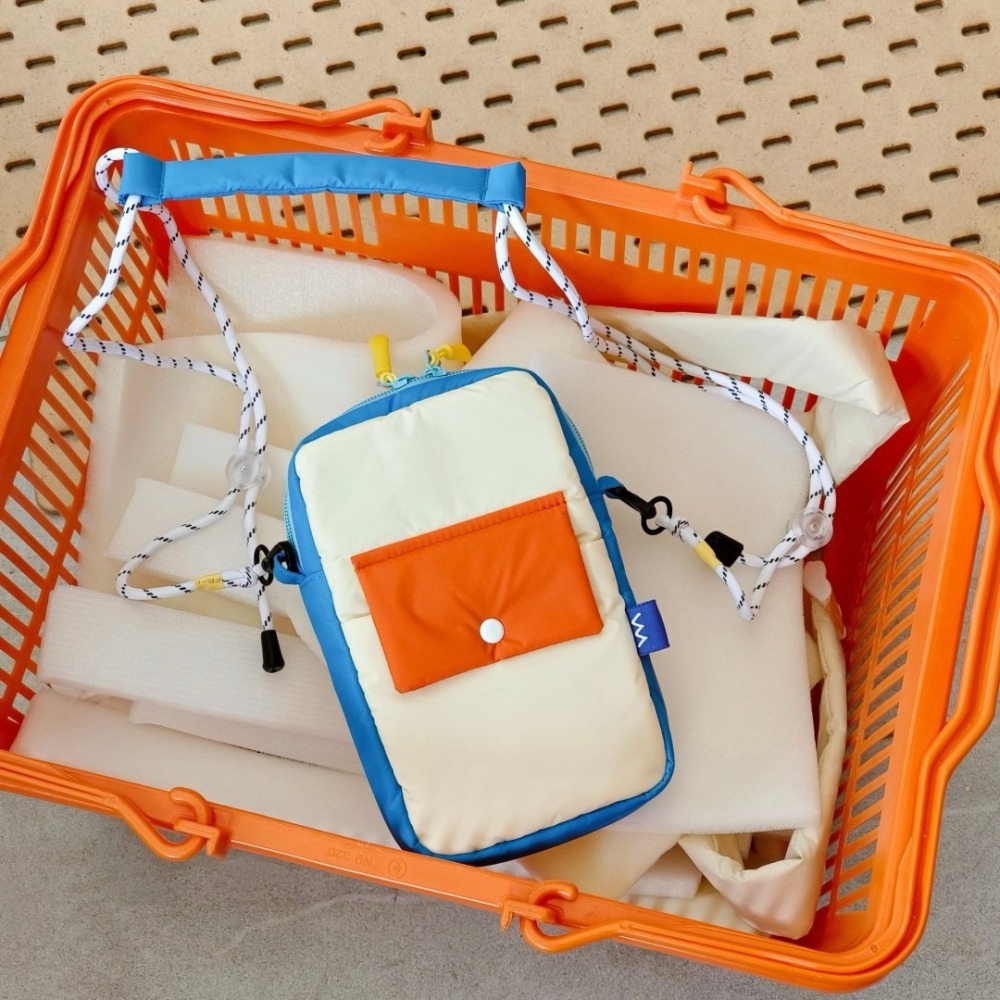 現貨 ｜HUKMUM 旅行防潑水萬用包(護照包）-細節圖2