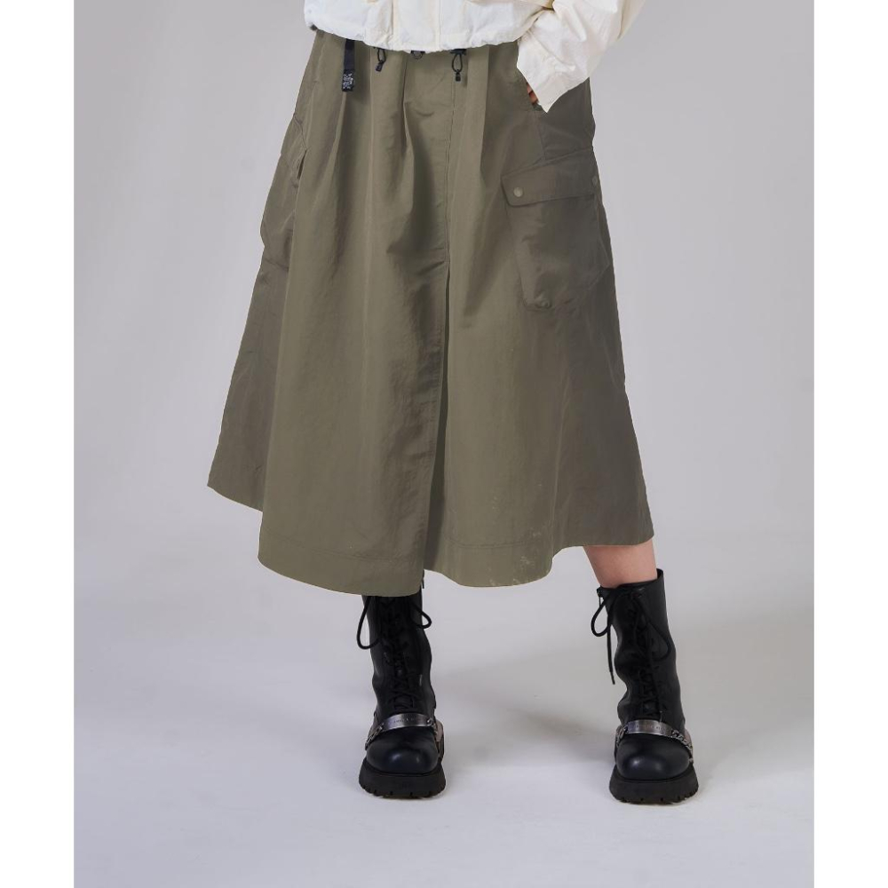 KZM J21 工裝長裙【好勢露營】黑色腰圍可調整 休閒裙工作裙 戶外長裙 輕機裙 女長裙 黑色 軍綠色-細節圖6