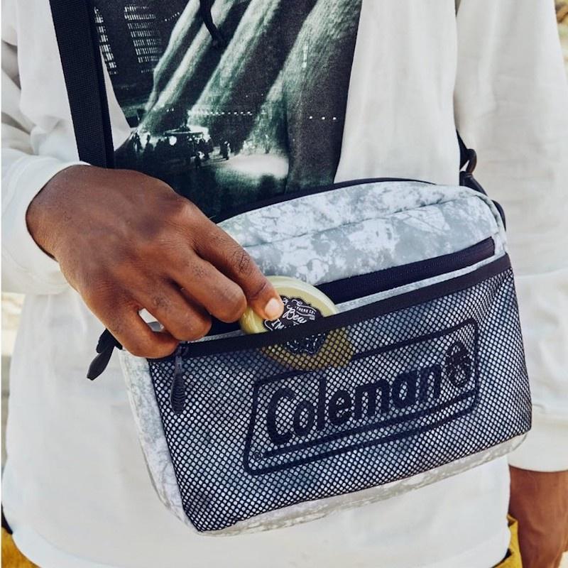Coleman SHIELD側背小包【好勢露營】紳士黑/CM-37790 潮流包 側背包 側揹包 男包女包-細節圖8