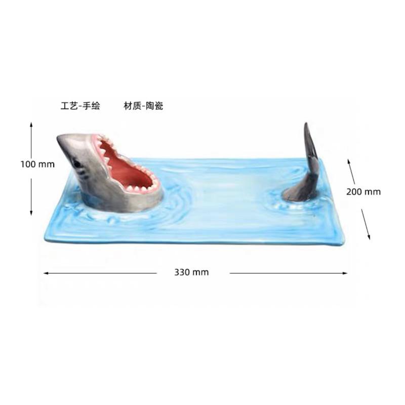 鯊魚盤子🦈鯊魚水餃盤 鯊魚盤 鯊魚蘸醬盤 沾醬盤 海邊沙灘長方形餃子 壽司盤子 陶瓷盤子 餐盤-細節圖2