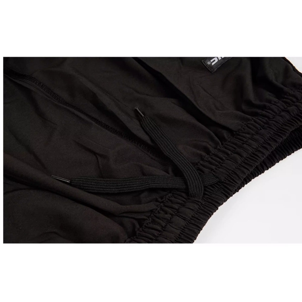 免運樂勝Let＇s win> DONIC 撞色包邊 桌球褲 乒乓球褲 透氣運動褲 比賽短褲 色澤牢靠 吸濕快乾-細節圖7