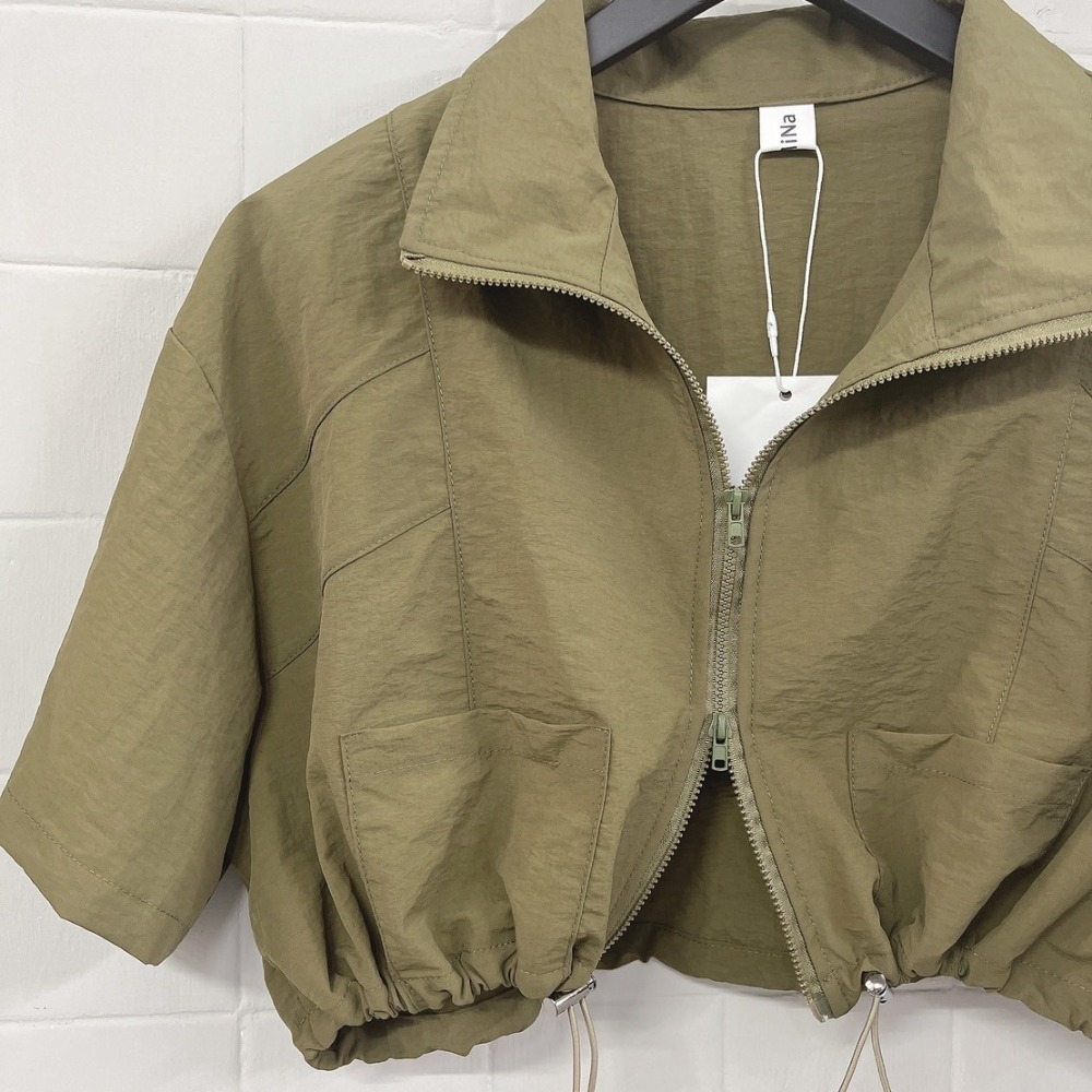 Jun.09 │ 縮腰工裝微開叉長裙套裝(3色)-2326 套裝 工裝風 長裙 短版上衣 縮腰上衣 開衩裙-細節圖3