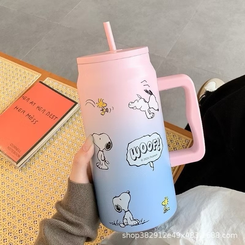 奶油商店｜台灣現貨🐈史努比保溫杯 304不銹鋼1.5L大容量新款大麥剋冰壩杯 帶手柄冰霸杯 保溫杯 高顏值-規格圖4