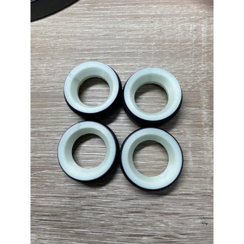 頑皮龍/WPL/迷你龍/D12/ 1：16/改裝DIY/飄移/甩尾/原廠輪框輪胎套件/顏色隨機/無需轉接座-細節圖2