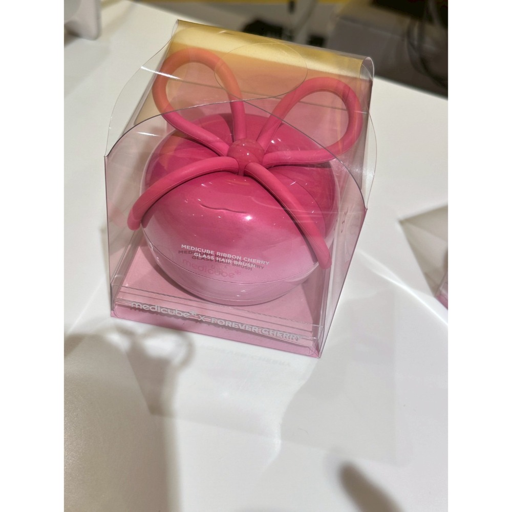 張員瑛企劃品牌 FOREVER:CHERRY x medicube美髮光澤梳-細節圖5