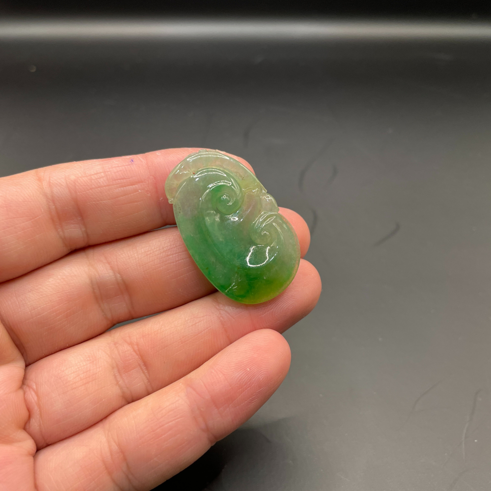 『瀚玉珠寶』冰種三彩如意翡翠墜.種水好顏色佳.黃加綠 老三彩值得珍藏.天然A貨翡翠如意墜-細節圖4