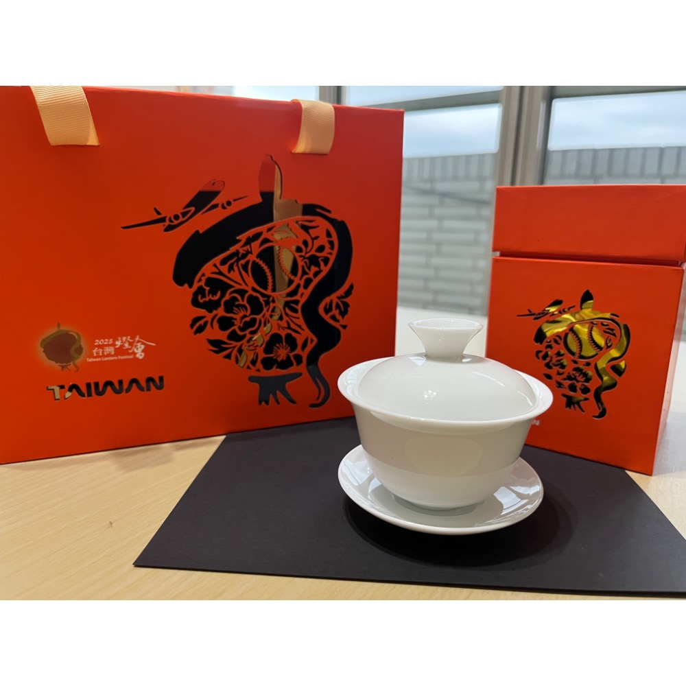 2025台灣燈會茶禮盒 東方美人茶 白瓷 三件式茶組 2026台灣燈會在嘉義 奉天宮 媽祖吹氣頸枕-細節圖2