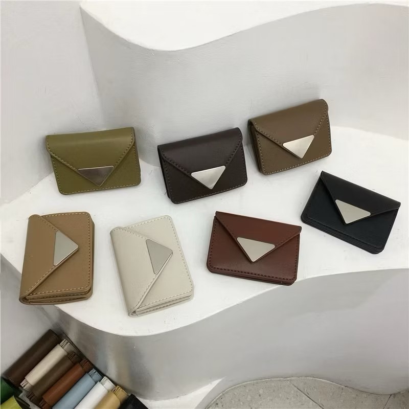 【出清破盤價】三角釦短夾 ✨《可放鈔票 卡片 零錢》-細節圖4