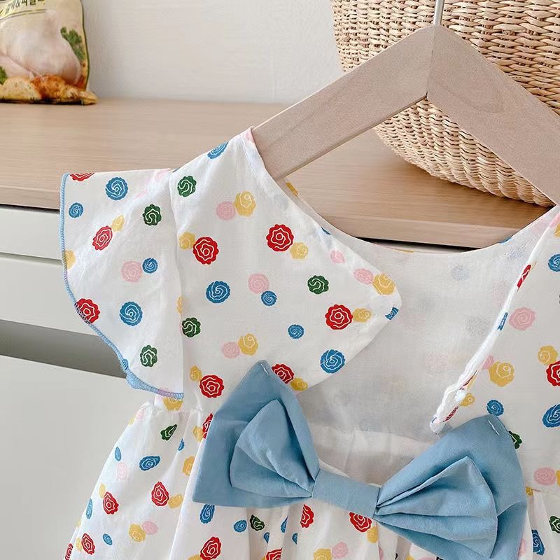 【現貨當日出貨✨】韓版小童衣服 彩色小花露背裙 附髮夾 洋裝 蓬蓬裙 蝴蝶結 公主風 春夏裝 ins-細節圖5