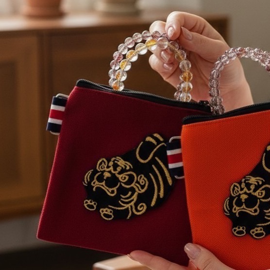 酒紅零錢包礦包10.5x10.5cm