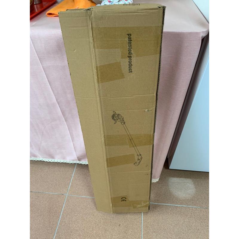 《全新》台灣牌小不記黑色割草機 多功能款含兩顆原廠電池 (割草機/打草機/電動割草機/除草機)原價2499優惠價2000-細節圖3