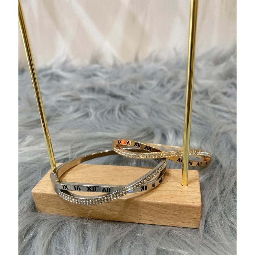 🔝歐美誇境羅馬數字交叉水鑽卡扣手環🔝-細節圖2