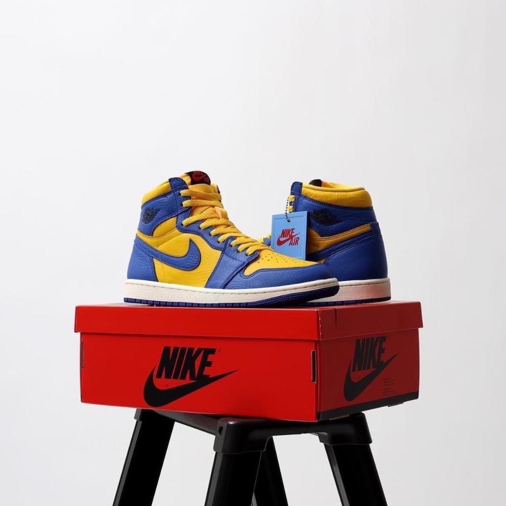 13代購 W Nike Air Jordan 1 Retro HI OG 黃藍白 女鞋 休閒鞋 FD2596-700-細節圖11