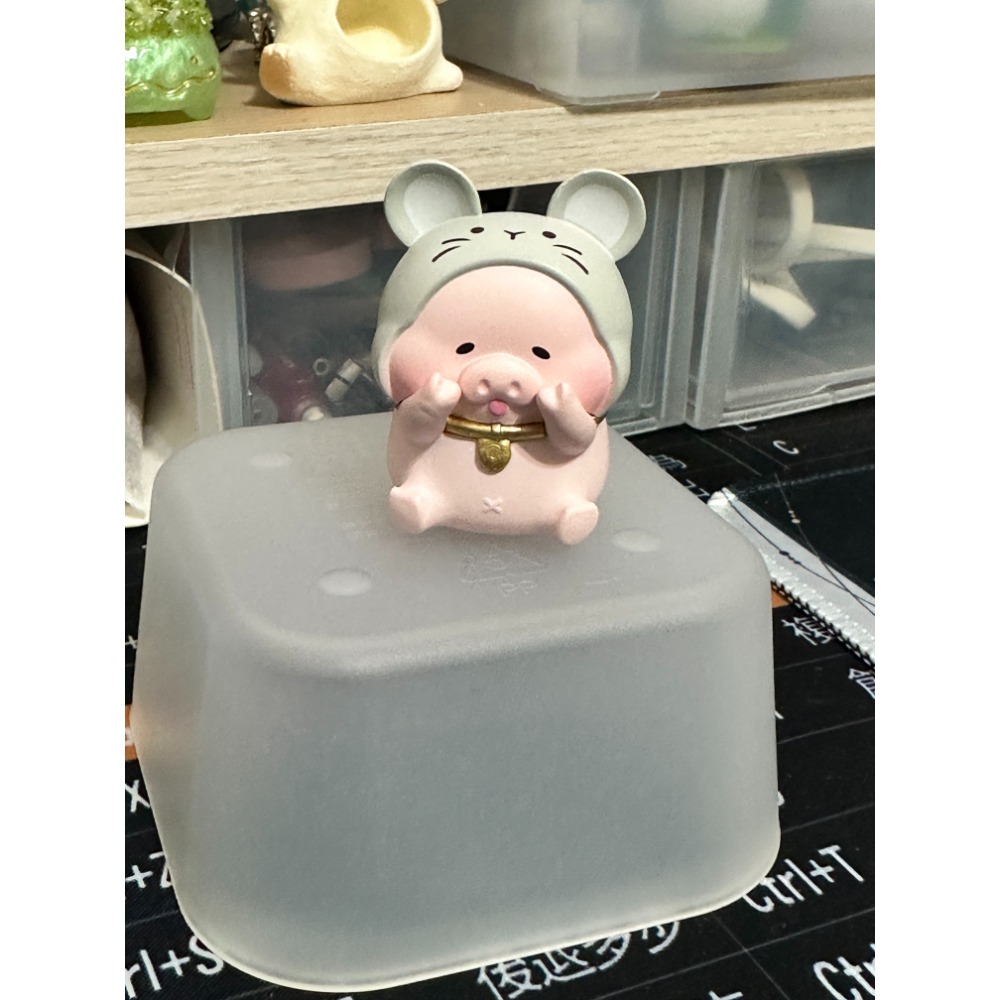 小豬造型桌面擺件
