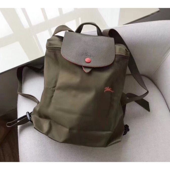 ✨ 美國代購✨熱賣百件🔥法國正品Longchamp 1699型NEO繡小馬 後背包-規格圖7