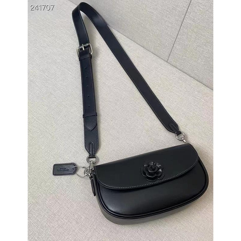 ✨美國代購✨特賣 COACH CU536 CU032 新款山茶花旋扣翻蓋女包 手提斜挎女包 單肩包 翻蓋女包-細節圖4