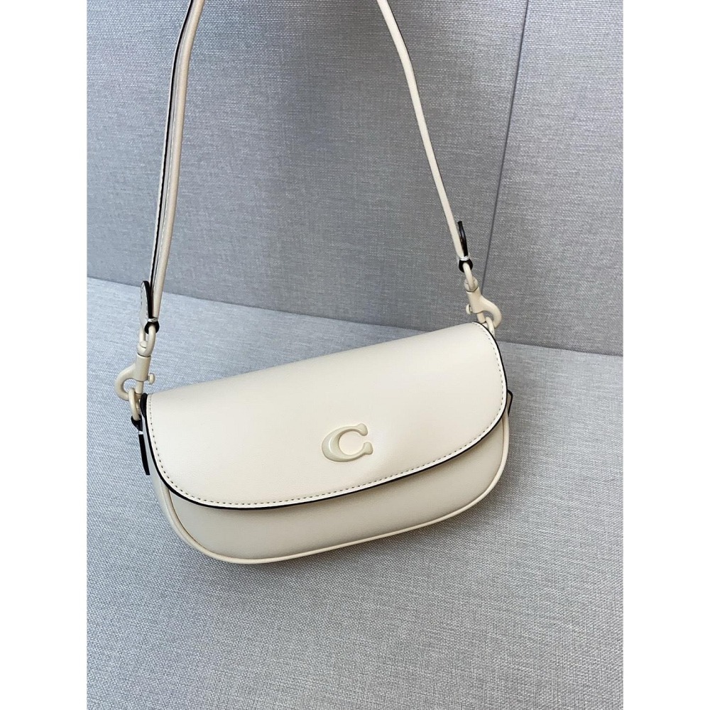 ✨美國代購✨特賣 COACH CR667 新款斜挎包 翻蓋單肩包 休閒女包-細節圖6