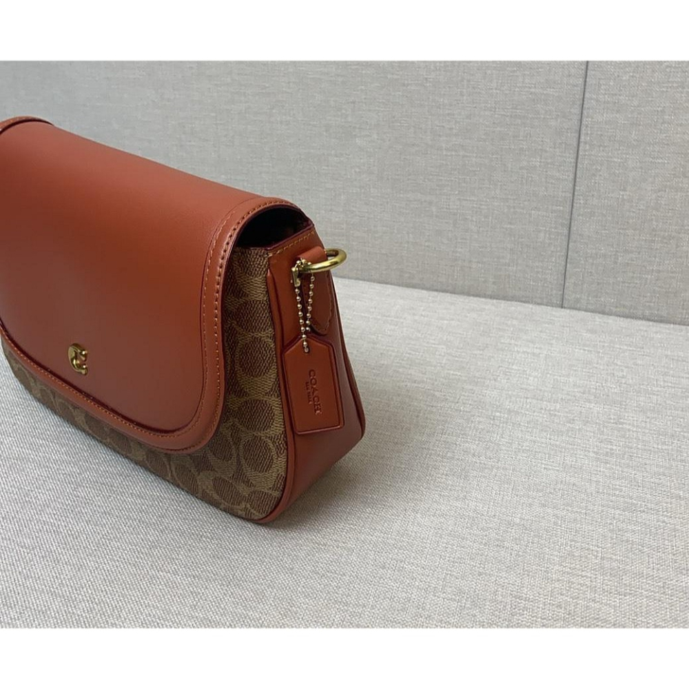 ✨美國代購✨特賣 COACH CV758 新款斜挎馬鞍包 翻蓋單肩包 休閒女包-細節圖5