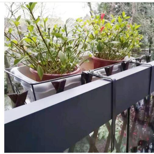 🇹🇼拉拉Lala＇s 加寬陽台護欄桿掛架懸掛式鐵藝花盆架可調式花架壁掛種菜盆置物架-細節圖4