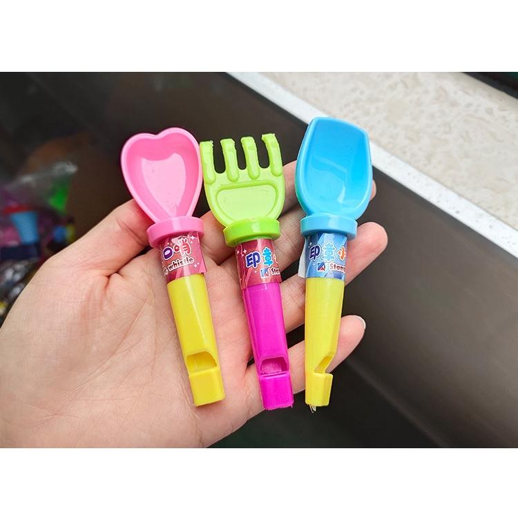 🇹🇼拉拉Lala＇s 沙灘蓋章口哨三合一迷你沙灘鏟小工具玩沙戲水塑料-細節圖5