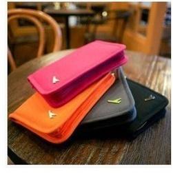 🇹🇼拉拉Lala＇s 短款旅行多功能收納護照包卡包護照票夾-細節圖2