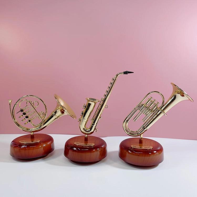 🇹🇼拉拉Lala＇s 古典管弦樂器八音轉薩克斯音樂盒家居酒櫃擺件蛋糕裝飾擺件禮品-細節圖2