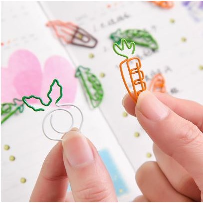 🇹🇼拉拉Lala＇s 可愛卡通胡蘿蔔造型回形針書籤 簡約金屬少女心曲別針學生便簽夾-細節圖4