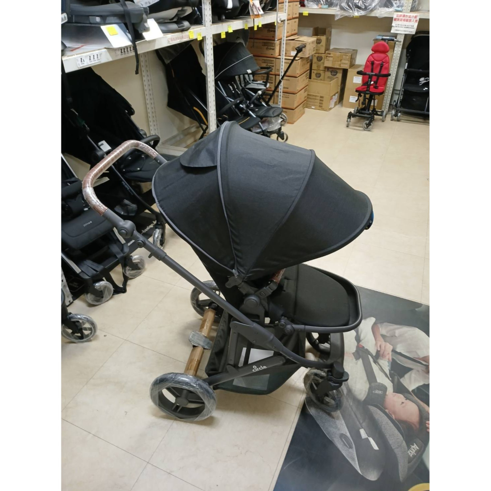 Circle Catania輕量歐系雙向大車 嬰兒推車 雙向推車( 經典黑) (門市展示車/無外箱)-細節圖3