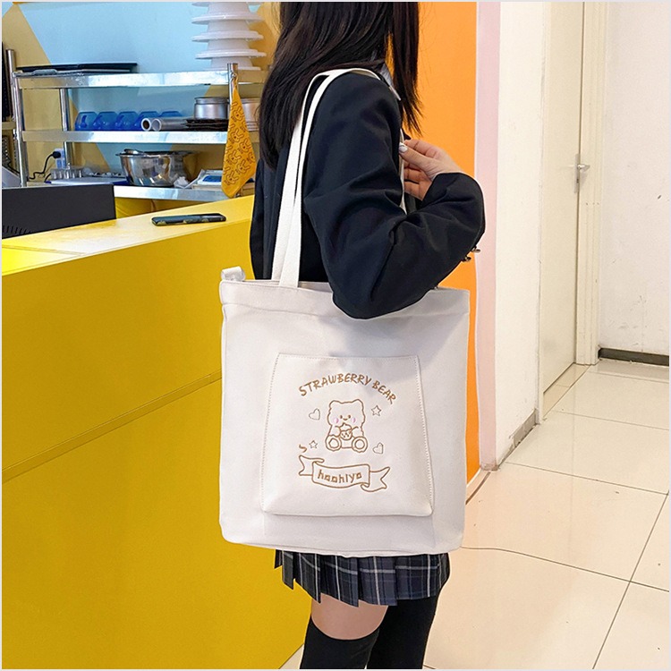 草莓熊娃包 手提袋 斜背包 肩背包 側背包 手提包 購物袋 20cm娃包 大容量購物袋 棉娃外出包 廢物貓[B0075]-規格圖9