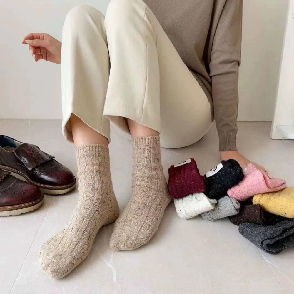 Poisson_korea🌟闆娘推薦選品🌟韓國製冬季麻花復古中筒襪 保暖厚襪  女襪-細節圖4