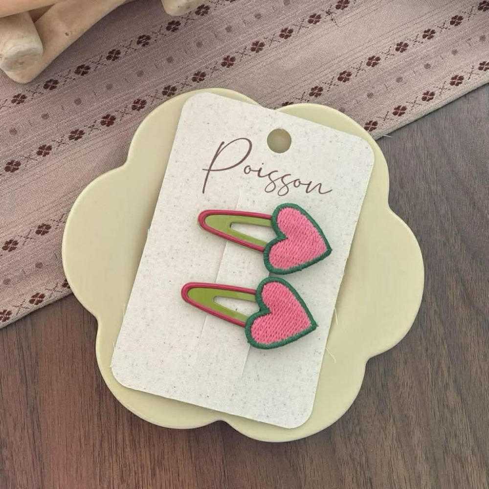 Poisson_korea韓國兒童髮飾 愛心刺繡可愛瀏海夾 髮夾組 女童髮飾-規格圖3