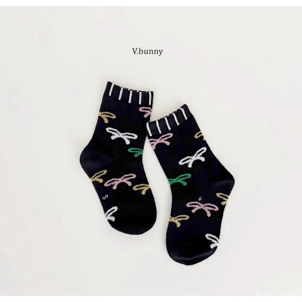 韓國童襪 v-bunny品牌2025新品 蝴蝶結女童襪組-細節圖2